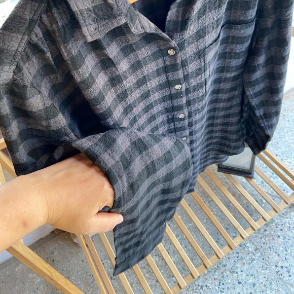 Top. Size- XL - Picture 8 of 8